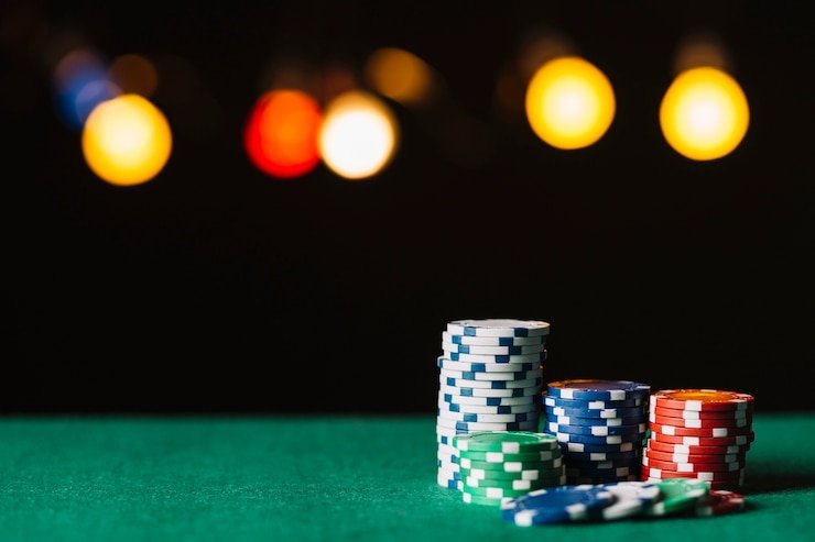 Meja blackjack dengan dealer profesional Meja blackjack di studio Bikini Paradise arwana500